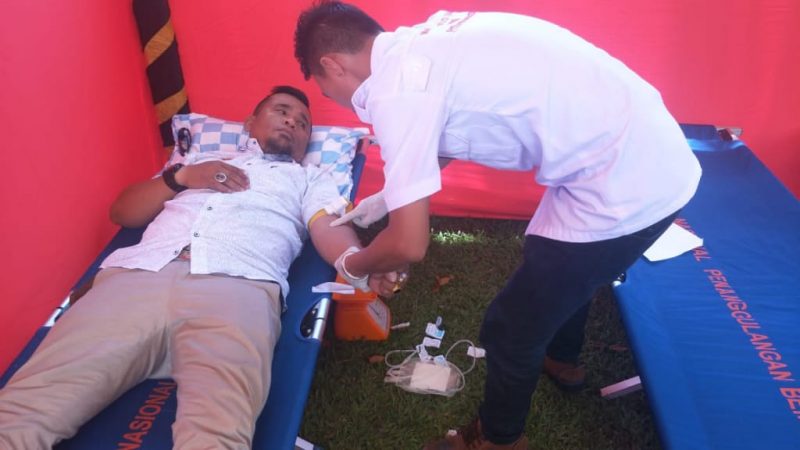 Peduli Sesama, Ketua DPC BARA JP Gunungsitoli Donor Darah