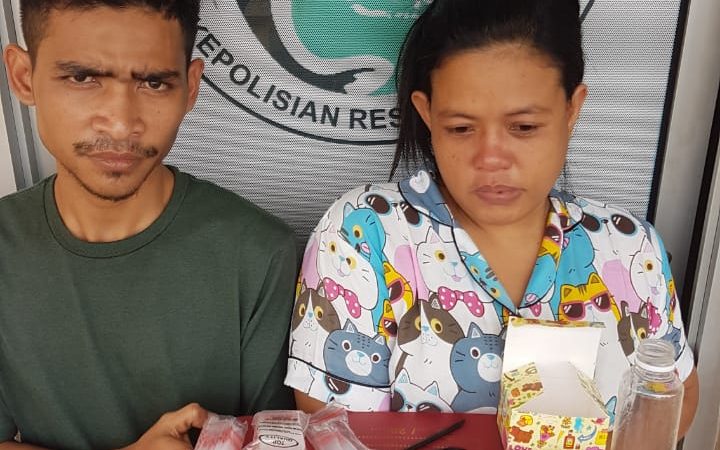 Dua Emak – Emak dan Satu Pemuda Jual Sabu Di Tangkap Polisi