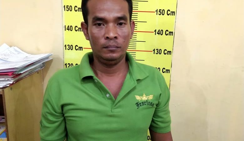 Konsumsi Sabu di Ruang Tamu, Unit Reskrim Polsek Deli Tua Datang Tampa di Undang