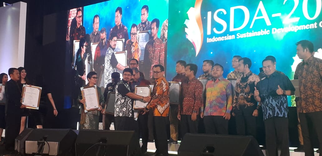 INALUM RAIH 8 KATEGORI PENGHARGAAN CSR DI AJANG ISDA 2019