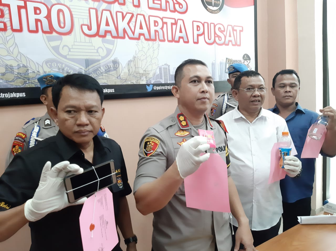 Tim Reskrim Polres Metro Jakarta Pusat Tangkap Sekelompok Pria Diduga Prampok
