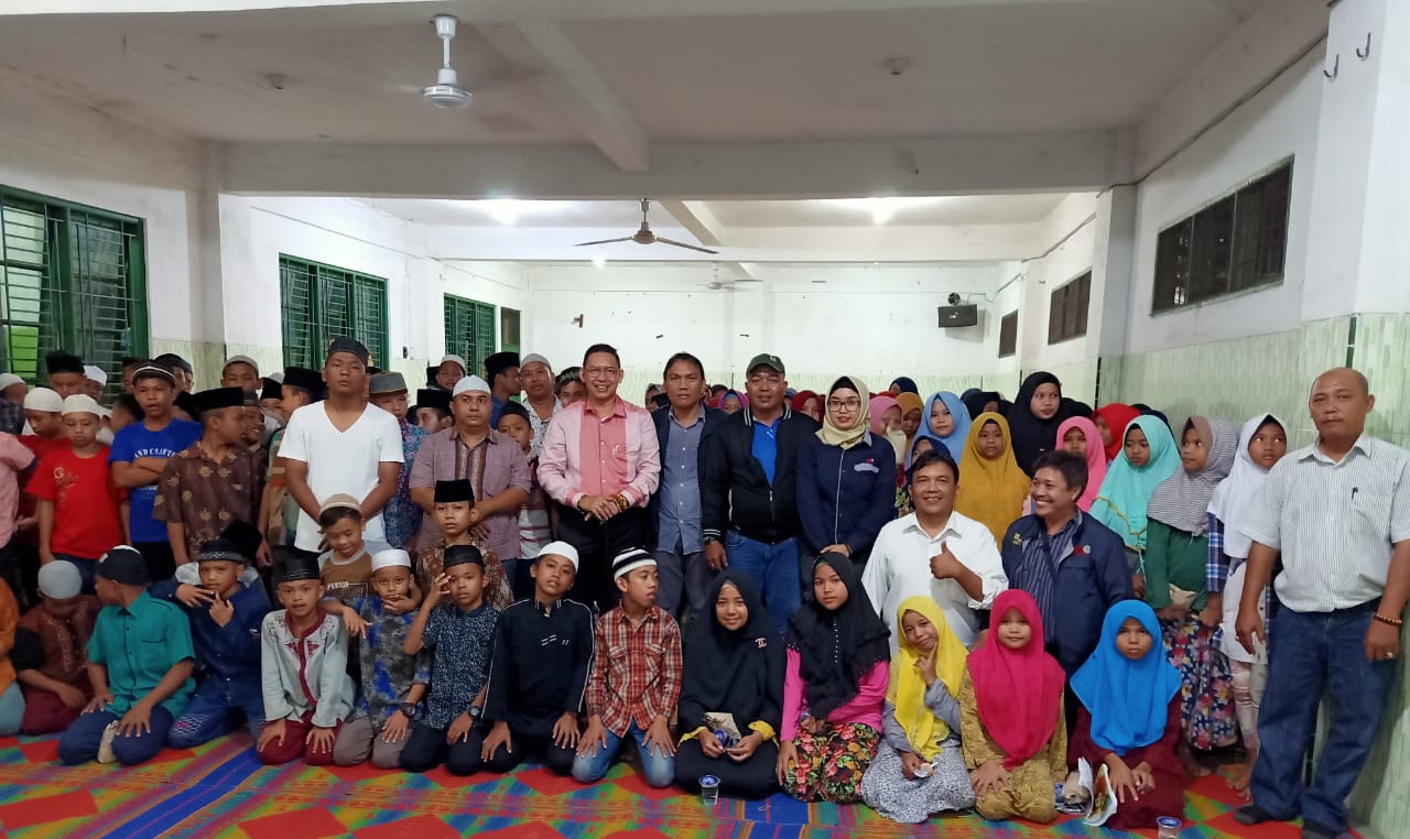 Usai Dilantik, Wong Chun Sen Ajak Anak Yatim Piatu Makan Bersama