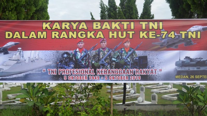 Hormati Jasa Para Pahlawan, Prajurit TNI Wilayah Medan Gelar Karya Bakti Bersihkan Taman Makam Pahlawan Bukit Barisan