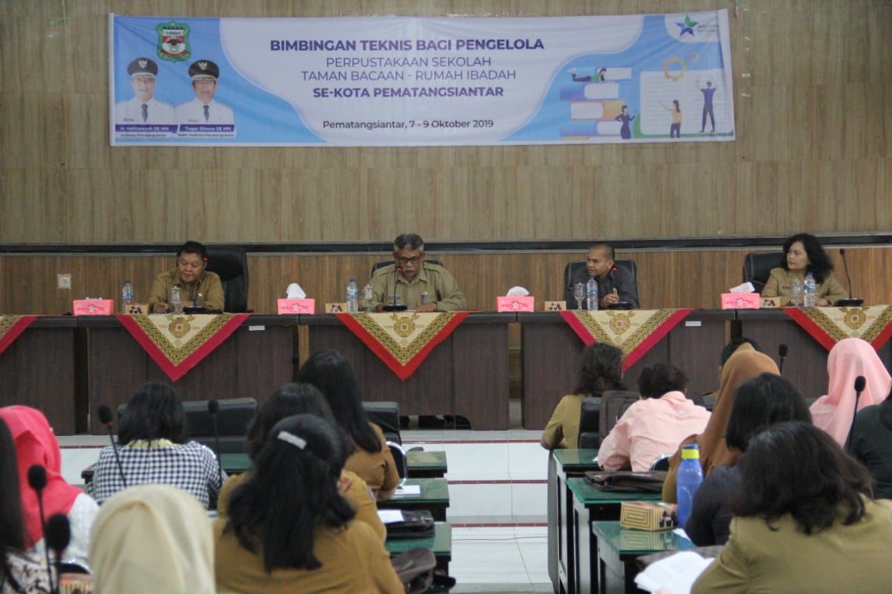 Staff Perpustakaan dan Taman Bacaan Siantar Dapat Bimbingan Teknis