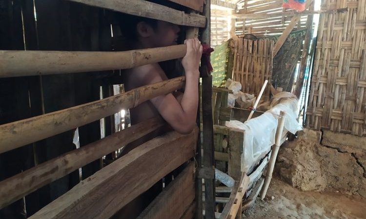 Miris, Tragedi Kemanusiaan, Bocah 12 Tahun di Pasung Orang Tuanya.