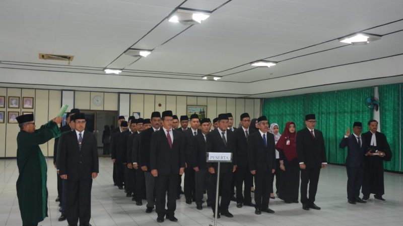 Tingkatkan Upaya Produktivitas SDM, Dirut PDAM Tirtanadi Lantik 35 Pegawai