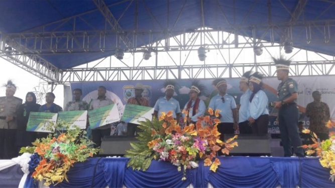 Yohana Yembise Usul Bandara Marinda Jadi Bandara Internasional Wisata Raja Ampat