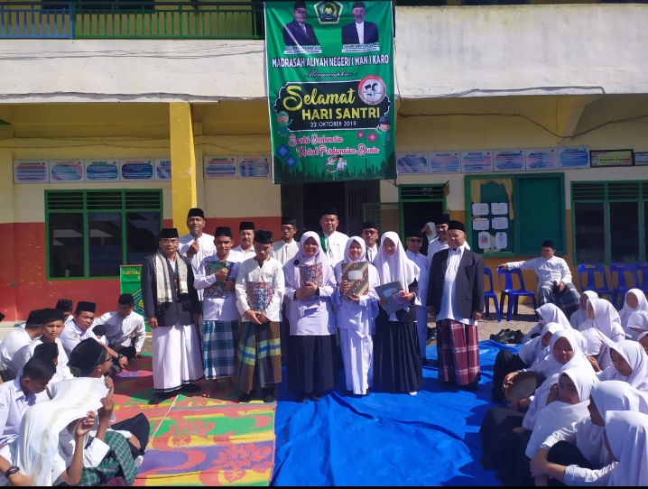 Madrasah Aliyah Negeri Kabanjahe Peringati Hari Santri Nasional