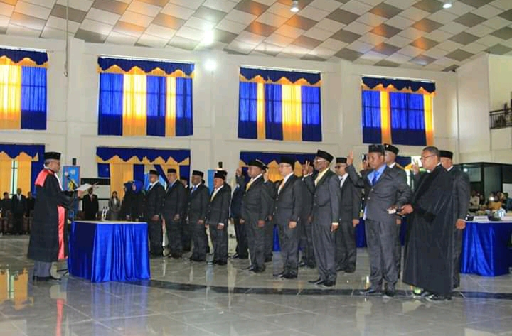 20 ANGGOTA DPRD TERPILIH  KAB.RAJA AMPAT RESMI DI LANTIK