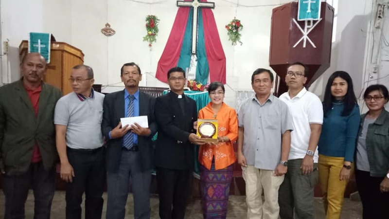 PARA PNS UMAT KRISTIAN JAKARTA BARAT KUNJUNGI GREJA RESORT HKBP HARIAN BOHO