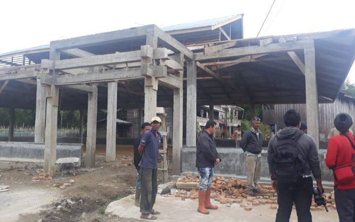 Ada Kejanggalan, Warga Pertanyakan Pembangunan Jambur di Karo