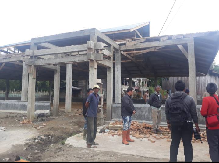 Ada Kejanggalan, Warga Pertanyakan Pembangunan Jambur di Karo