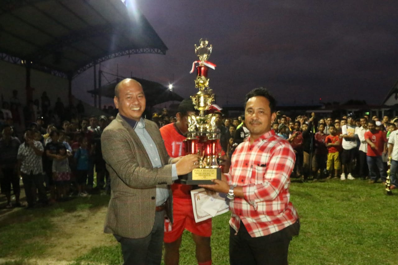 TUTUP ‘PARTUNGKUAN CUP’ 2019, Bupati : “Kita Tidak Boleh Dipecah-belah Oleh Pihak yang Ingin Menghambat Pembangunan”