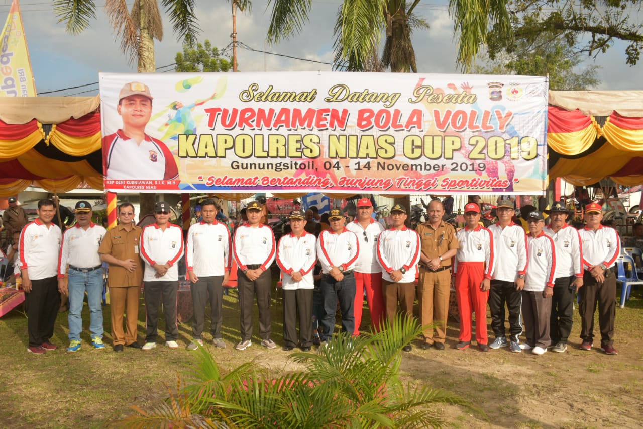 Turnamen Bola Volly Kapolres Nias Cup 2019 Dibuka Secara Resmi Oleh Bupati Nias
