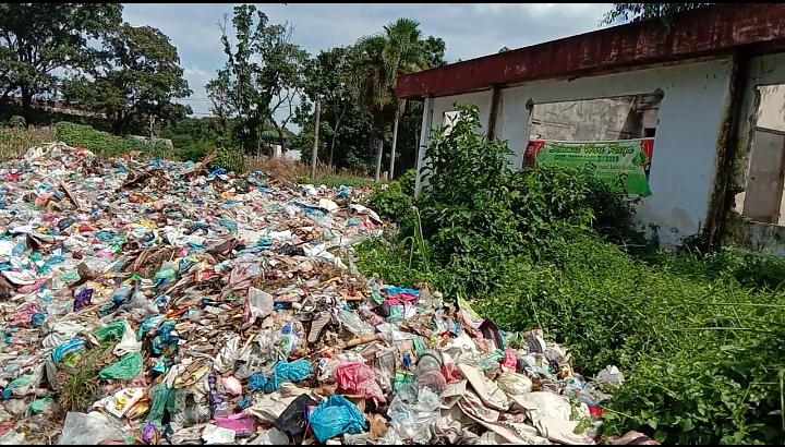 Eks Kantor Bupati Simalungun dijadikan gunung sampah, GMKI Pematangsiantar-Simalungun Nilai Pemkab Simalungun Tutup Mata