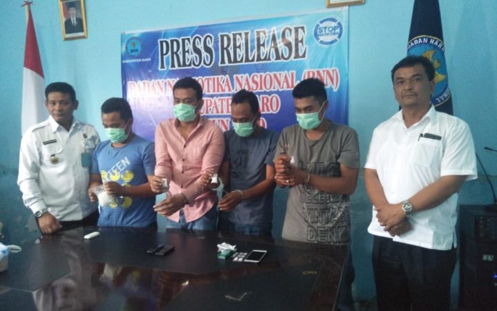 BNNK Karo Gagalkan Penyelundup 115,4 Gram Sabu, 3 Kurir dan 1 Pengedar Berhasil Diulek