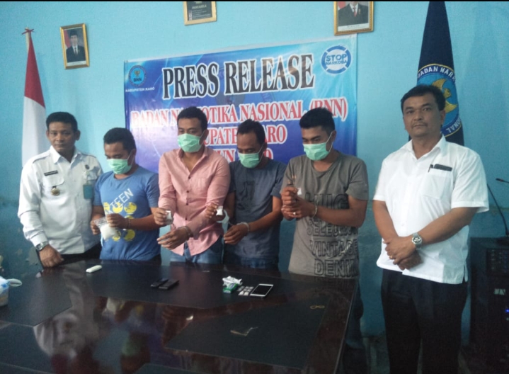 BNNK Karo Gagalkan Penyelundup 115,4 Gram Sabu, 3 Kurir dan 1 Pengedar Berhasil Diulek