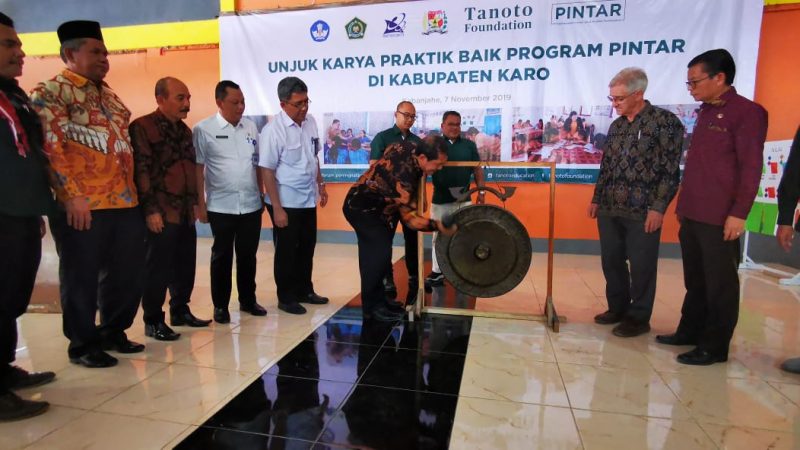 Bupati Karo Apresiasi Program PINTAR Tanoto Foundation  2019