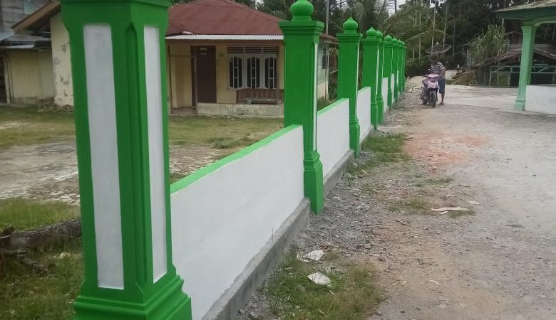 Pambuatan Pagar Musalla Gp. Alur Dua Bakaran Batee Tidak AdaTerindikasi Pembohongan Pablik Begini Klarifikasi