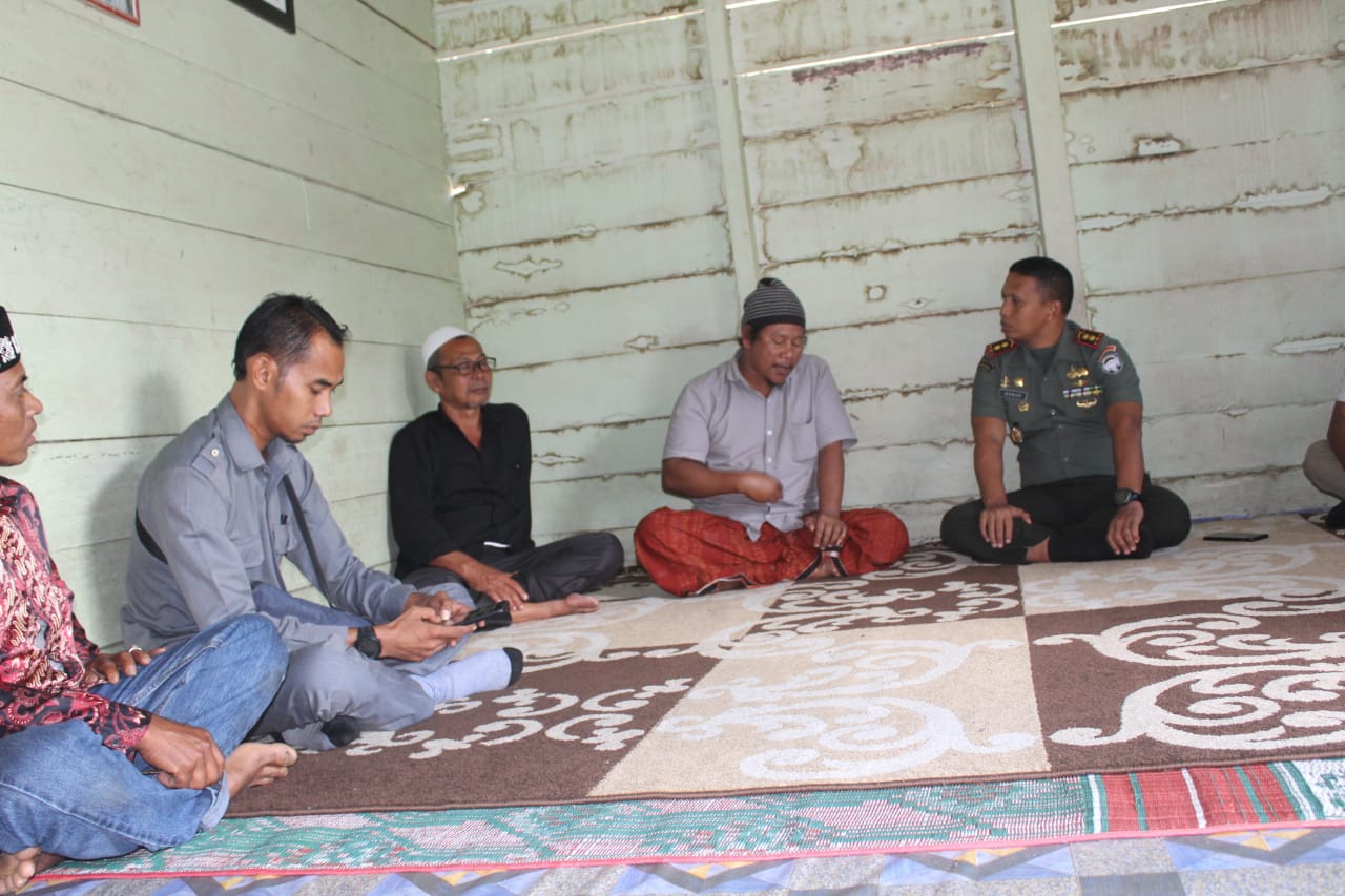 Kodim 0116/Nagan Raya Tingatkan Komsos Dengan Toga dan Tomas
