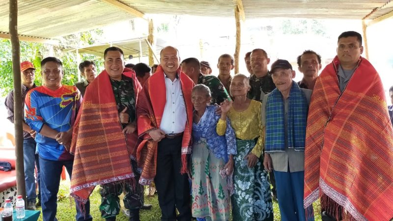 Bupati Taput Tutup Karya Bakti Pembukaan Jalan Penghubung Desa Rura Julu Dolok dan Desa Hutajulu Balik