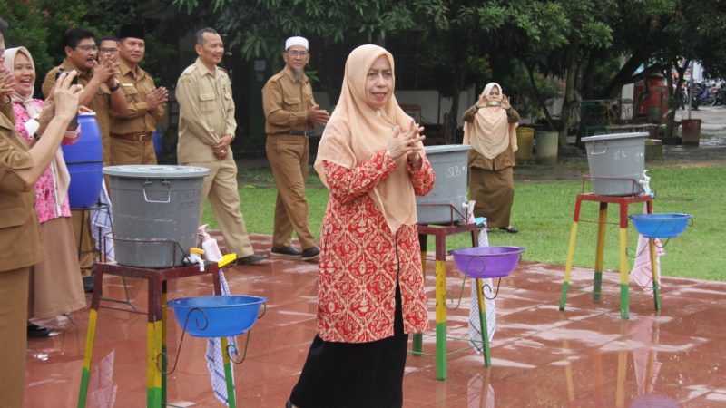 Hj Titik Sugiharti : Cuci Tangan Pakai Sabun Sejak Dini, Anak Biasa Hidup Sehat