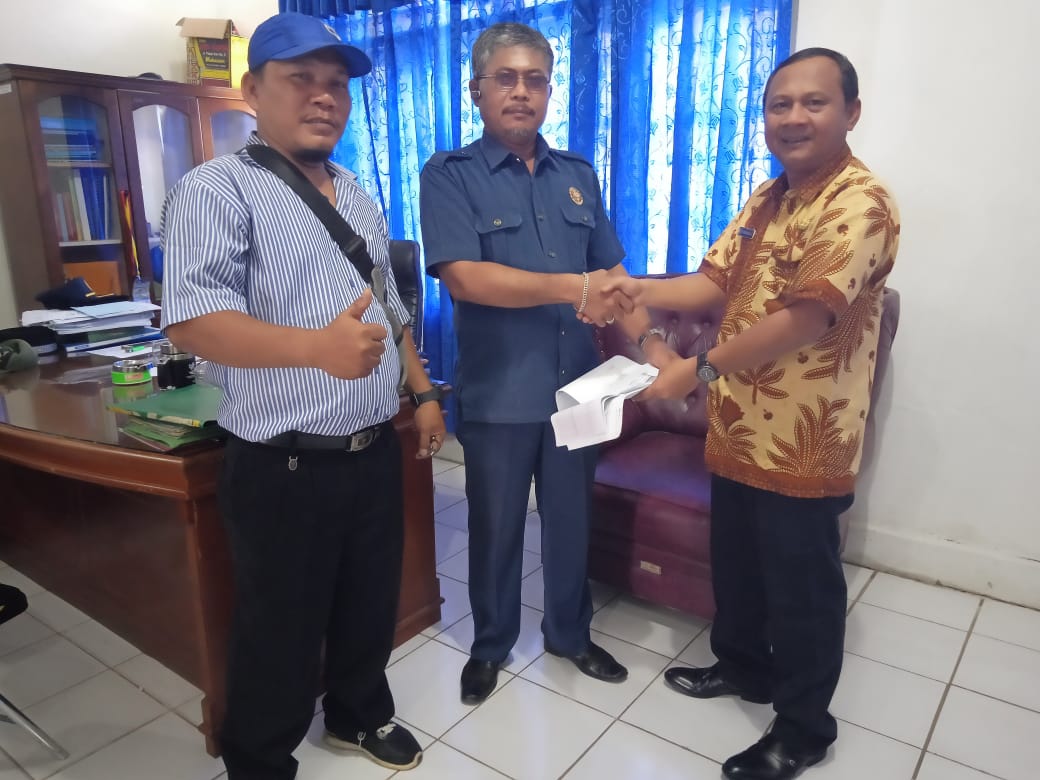 Bersinergi Antar Organisasi, Dinsos Tapteng Terima Berkas Warga Kurang Mampu di Dua Kelurahan
