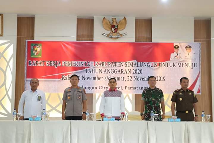 Bupati Simalungun Hadiri Rapat Kerja Pemerintah Kabupaten Simalungun Menuju Tahun Anggaran 2020