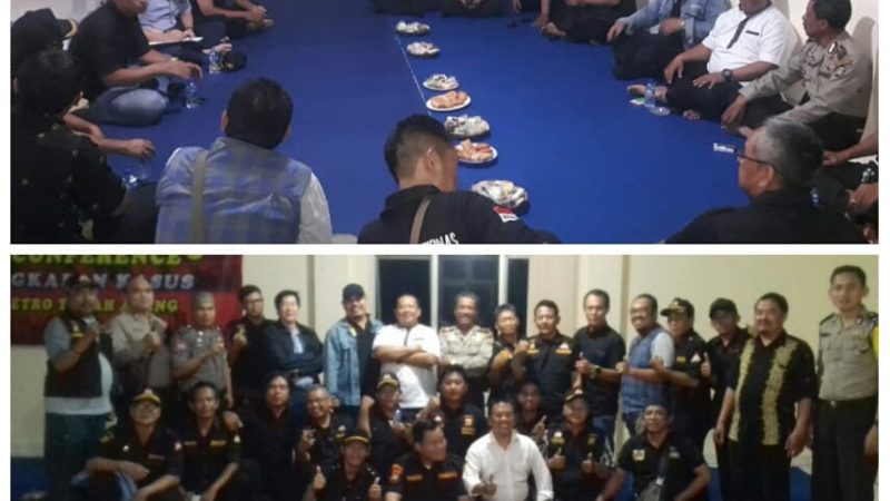 Kasubnit Bintibmas Wilayah Polsek Tanah Abang Dampingi Kanit Binmas Polsek Metro Tanah Abang Pimpin Pertemuan dan Silahturahmi