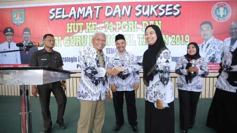 Bupati Hadiri Peringatan HUT PGRI Ke-74