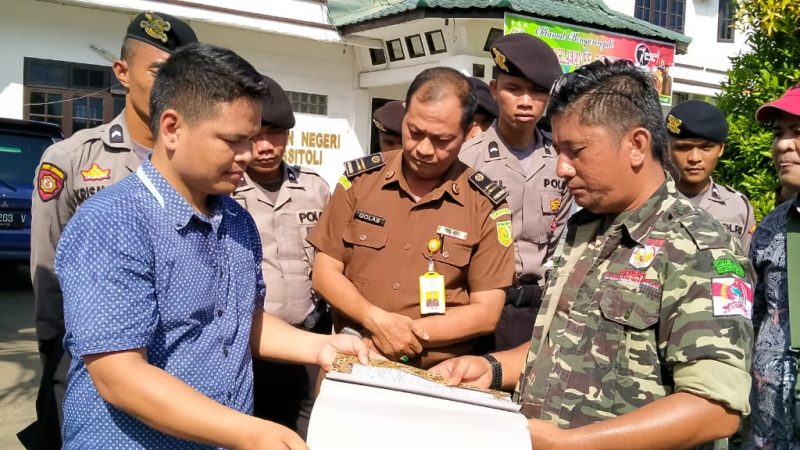 Akibat Banyak Kasus Mangkrak Di Kejari Gunungsitoli Digeruduk LSM GEMPITA