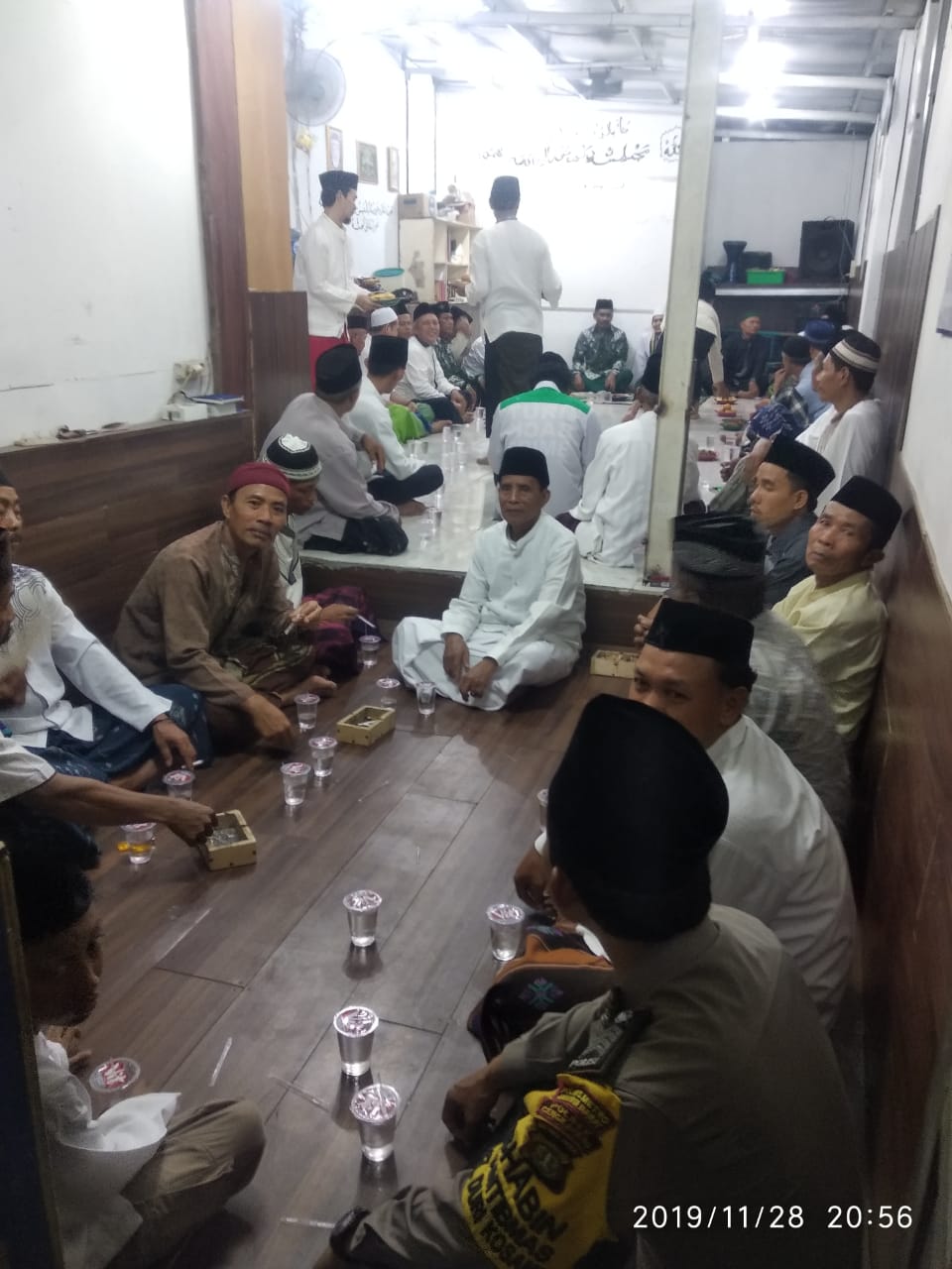 Bhabinkamtibmas Kelurahan Duri Kisambi Hadiri Acara Haul 100 Alm Jumadi Bin Parto Ijan