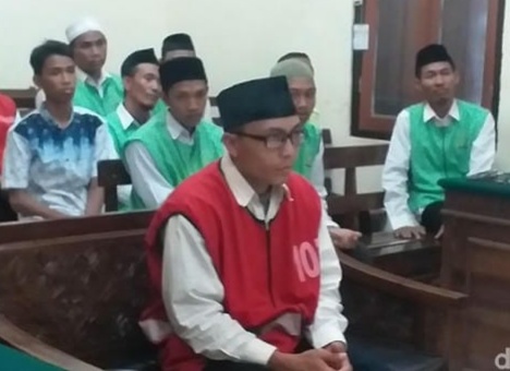 Luar Biasa….!!! PN  Surabaya  Vonis Kebiri Pada Predator  Sodomi 15 Anak