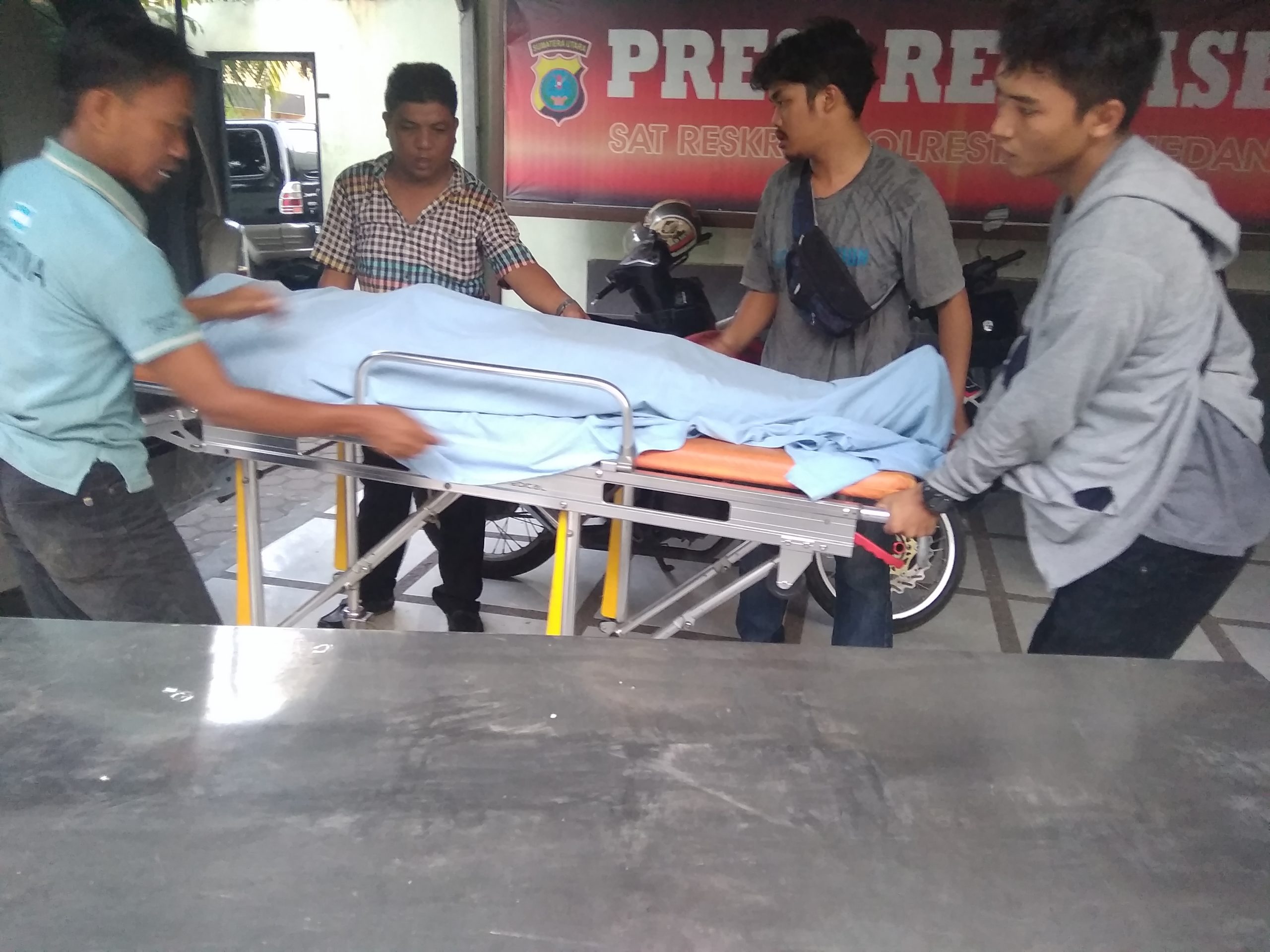 Sesama Mahasiswa Nomensen Bentrok, 1 Tewas,1 Luka Bacok