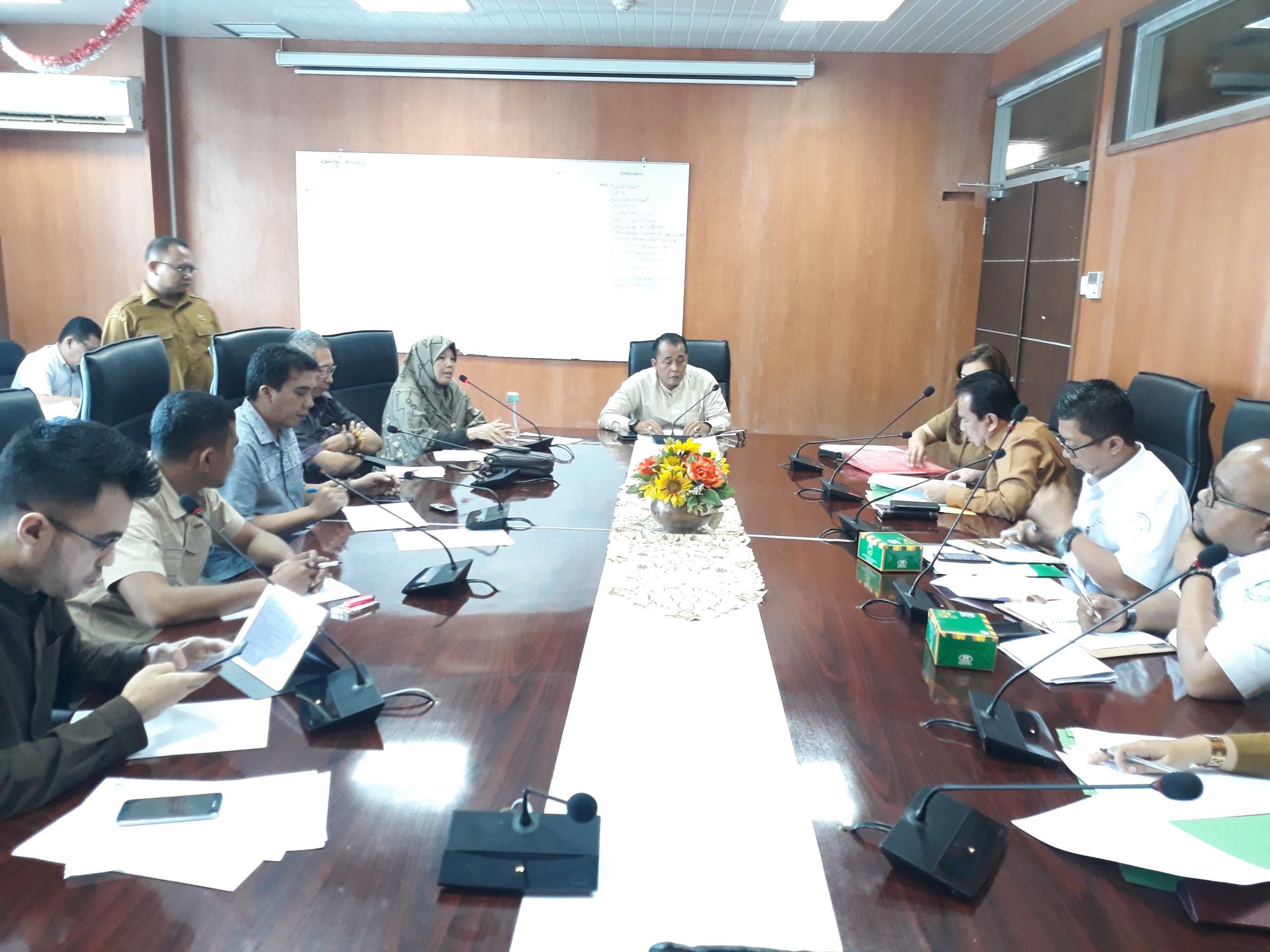Komisi 2 Minta Dinas Sosial Benar-Benar Mendata Warga Miskin Penerima PBI Kesehatan