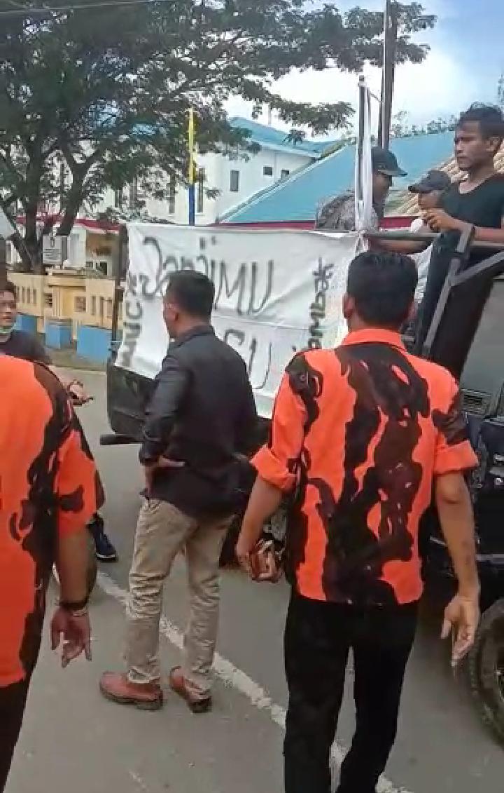 Hendak Demo, Massa Asmara Dihadang Sekelompok Orang Berpakaian OKP
