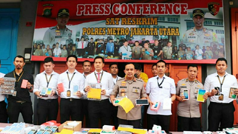 Kapolres Metro Jakarta Utara Press Conference Kasus Produksi Handphone Ilegal