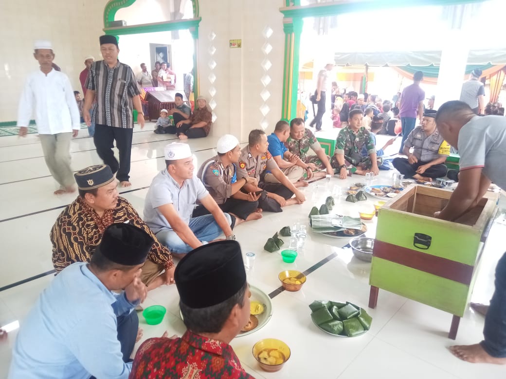 Memperingati Maulid Gampong Meurandeh Dayah Potong Lembu Dan Kambing