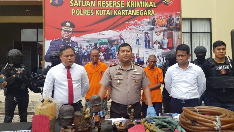 Polres Kukar Laksanakan Press Release Pengungkapan Kasus Pencurian Minyak Mentah Atau Illegal Tapping