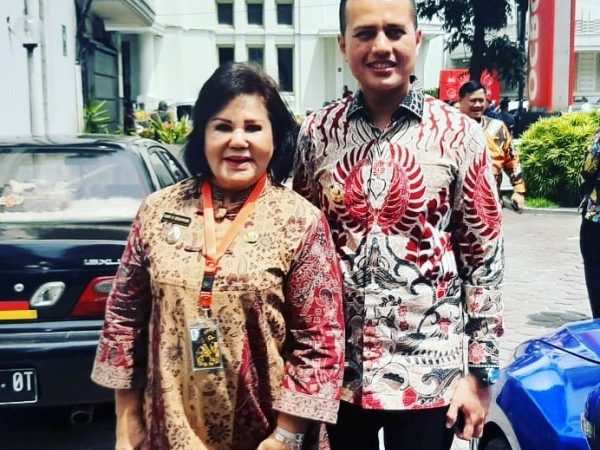 Peduli Hak Asasi Manusia, Pemda Karo Terima Penghargaan