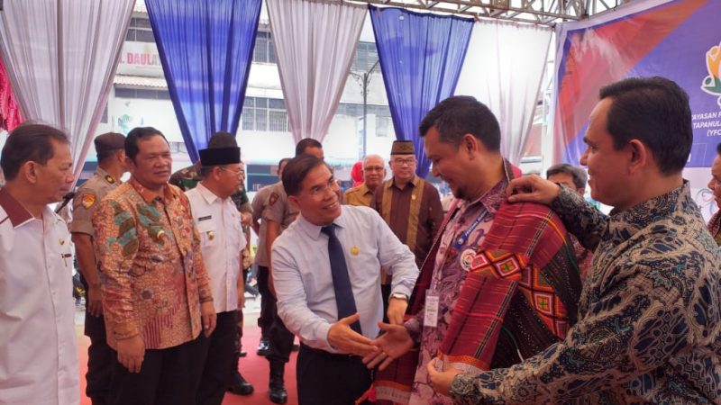 Walikota Sidimpuan Buka Festival Budaya dan Oleh-oleh Tabagsel