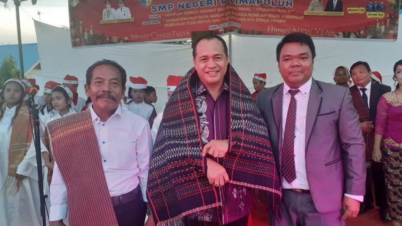 Zahir Hadir Dalam Perayaan Natal di SMP N 6 Lima Puluh