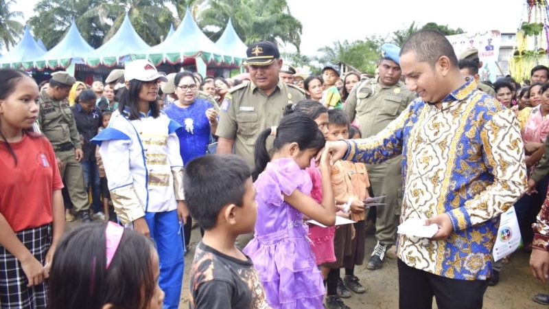 Hadiri Perayaan Natal Oikumene Tahun 2019, Bupati Tapteng Hiduplah Sebagai Sahabat Bagi Semua Orang