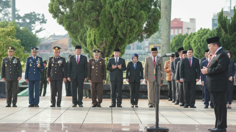 Sekda Ajak Masyarakat Kota Medan Kobarkan Semangat Para Pahlawan