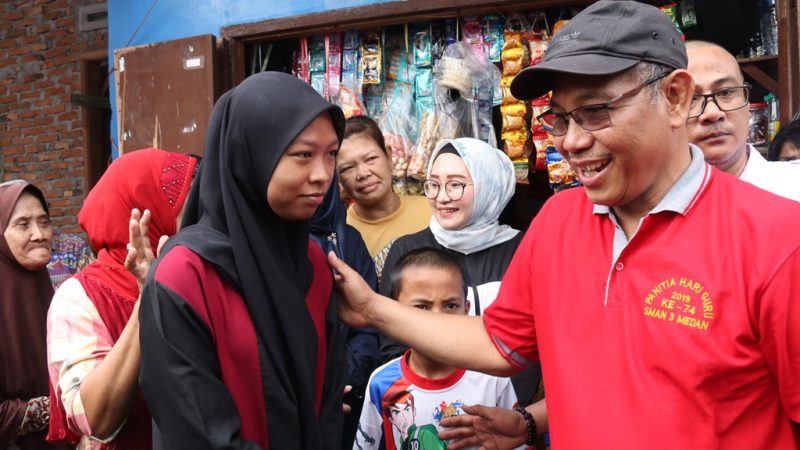 Plt. Wali Kota Medan Bantu Bangun Rumah Warga Kurang Mampu
