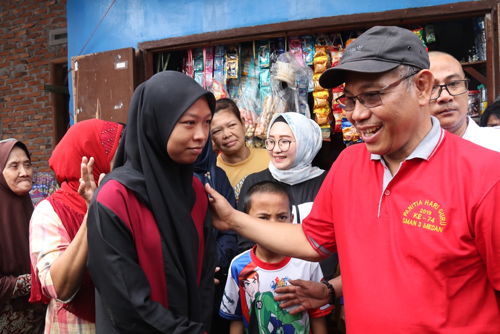 Plt. Wali Kota Medan Bantu Bangun Rumah Warga Kurang Mampu