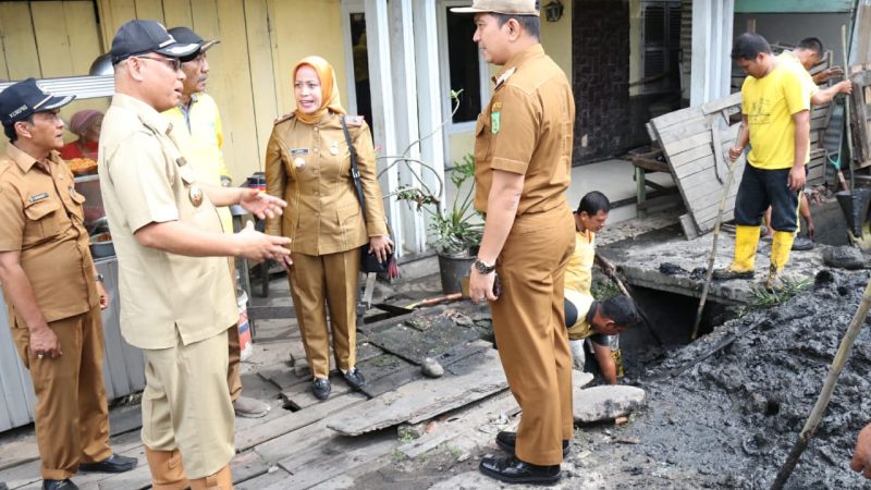 Akhyar Satroni Normalisasi Drainase di Kecamatan Medan Tembung