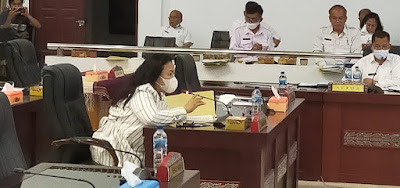 Risma Simarmata Protes Keras Ketua DPRD Samosir, Terkait Tandatangan