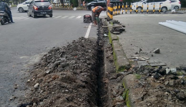 Diduga Langgar Aturan, Dishub Kota Medan Bungkam Soal Pekerjaan Traffic Light