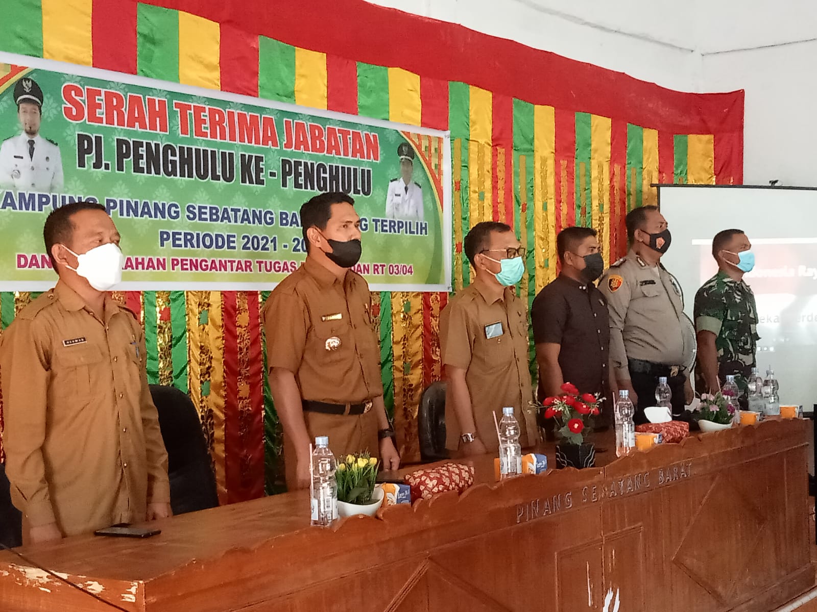 Babinsa Koramil 04/Perawang Hadiri Sertijab Penghulu Pinang Sebatang Barat